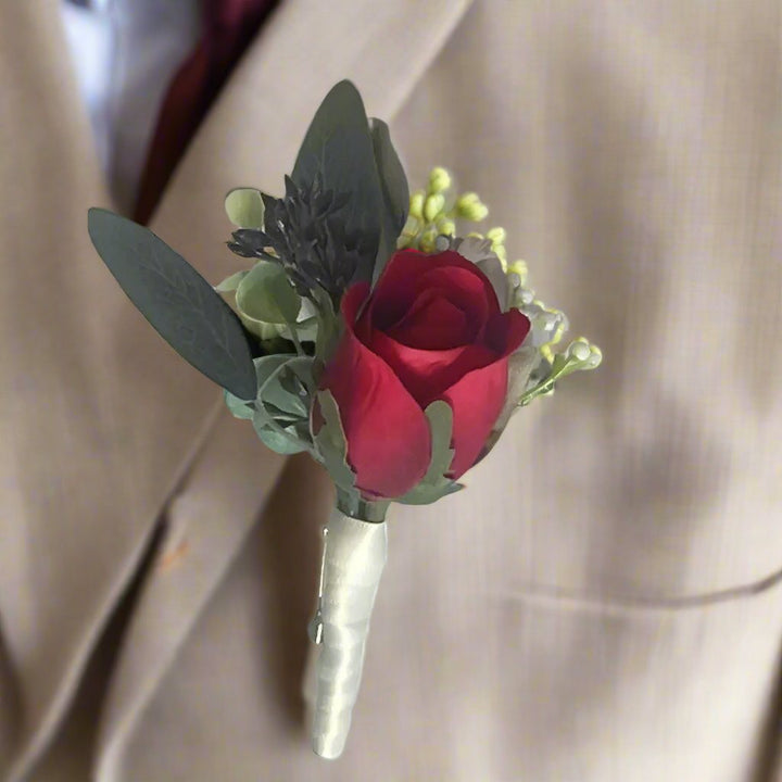 Red Rose And Gypsophila Bouquet Claire De Fleurs