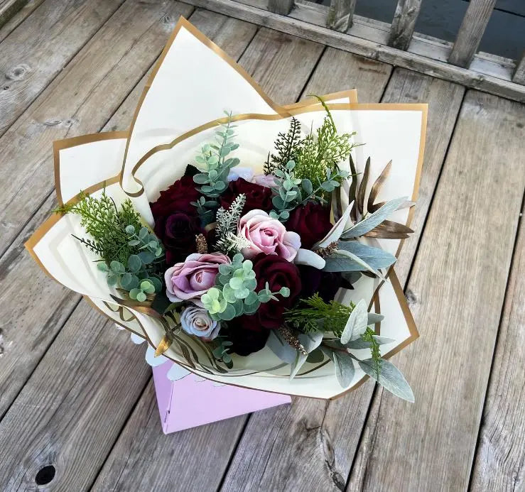 Valentine Bouquet Red  And Pink Roses Claire De Fleurs