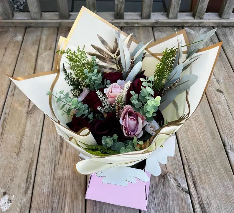 Valentine Bouquet Red  And Pink Roses Claire De Fleurs